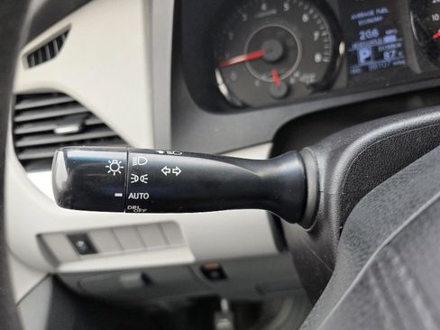 Used 2017 Toyota Sienna LE AWD/4WD image 14