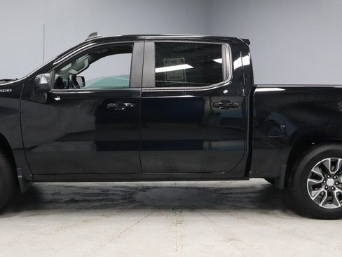 Used 2024 Chevrolet Silverado 1500 LT image 8