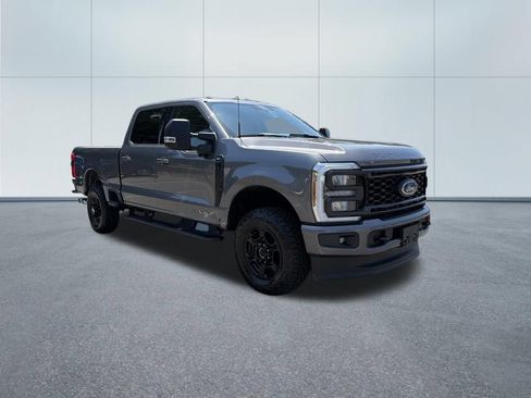 Used 2024 Ford F350 XLT w/ XLT Premium Package AWD/4WD image 4