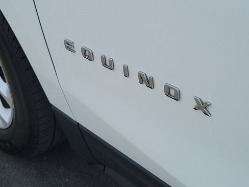 Used 2019 Chevrolet Equinox LT FWD image 30