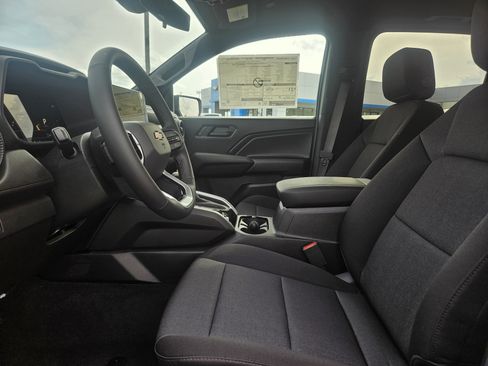 New 2026 Chevrolet Colorado W/T RWD image 7