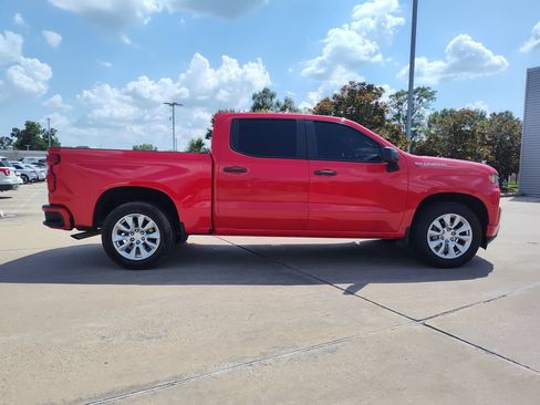 Used 2022 Chevrolet Silverado 1500 Custom w/ Safety Confidence Package RWD image 13