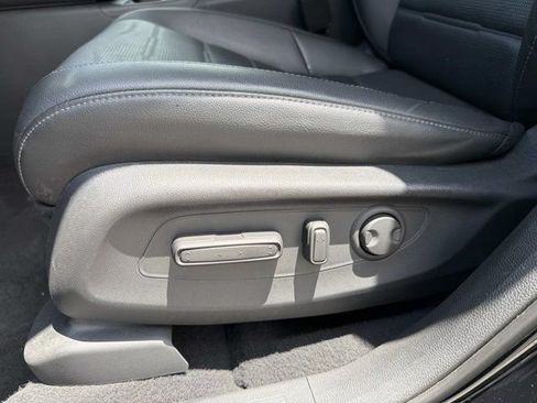 Used 2024 Honda CR-V EX-L image 10