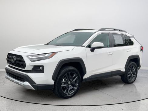 Used 2024 Toyota RAV4 Adventure AWD/4WD image 4