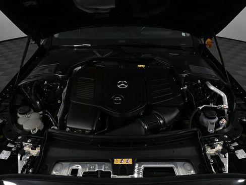Certified 2022 Mercedes-Benz C 300 Sedan w/ Exclusive Trim Package image 31