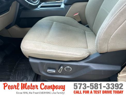 Used 2018 Ford F150 XLT w/ Equipment Group 302A Luxury AWD/4WD image 10