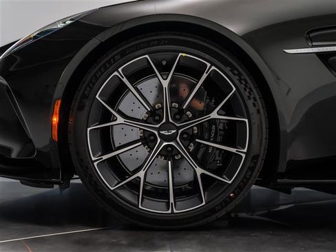 New 2026 Aston Martin V8 Vantage S image 4