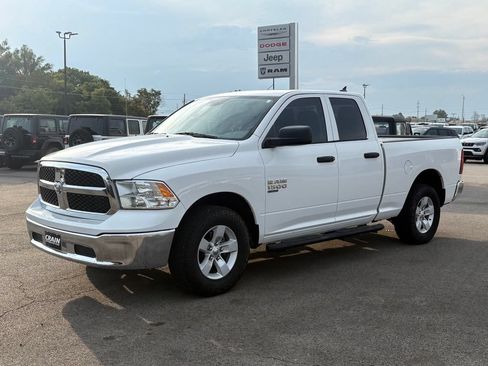 Used 2020 RAM 1500 Tradesman w/ Chrome Plus Package RWD image 3