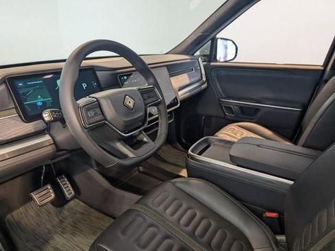 Used 2024 Rivian R1S Adventure image 16