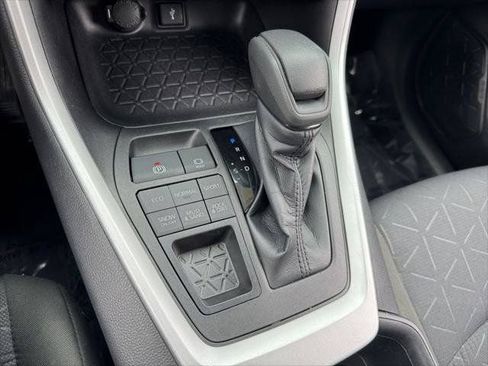 Certified 2022 Toyota RAV4 XLE AWD/4WD image 55