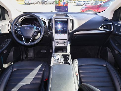 Used 2024 Ford Edge SEL w/ Convenience Package image 17
