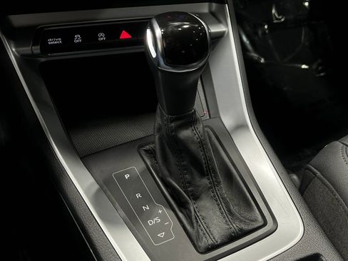 Used 2020 Audi Q3 2.0T Premium AWD/4WD image 28