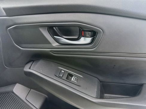 Used 2023 Honda Accord EX image 31