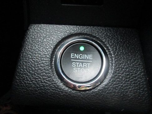 Used 2020 Ford F150 Lariat w/ Equipment Group 502A Luxury AWD/4WD image 27