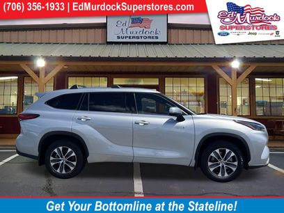 Used 2021 Toyota Highlander XLE