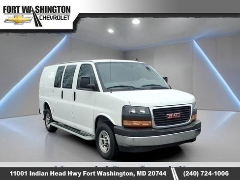 Used 2024 GMC Savana 2500 w/ Driver Convenience Package RWD image 7