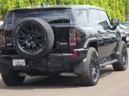 Used 2025 GMC Hummer EV 3X w/ LPO, Cargo Utility Package AWD/4WD image 4