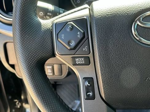 Used 2023 Toyota Tacoma TRD Sport w/ TRD Premium Sport Package AWD/4WD image 9