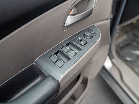 Used 2013 Honda Odyssey EX-L image 17