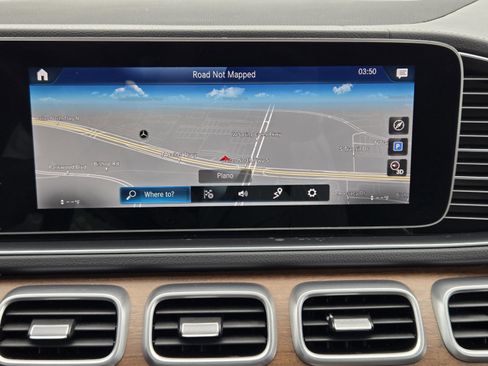 Used 2022 Mercedes-Benz GLS 450 4MATIC image 13