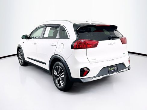 Used 2022 Kia Niro EX image 5
