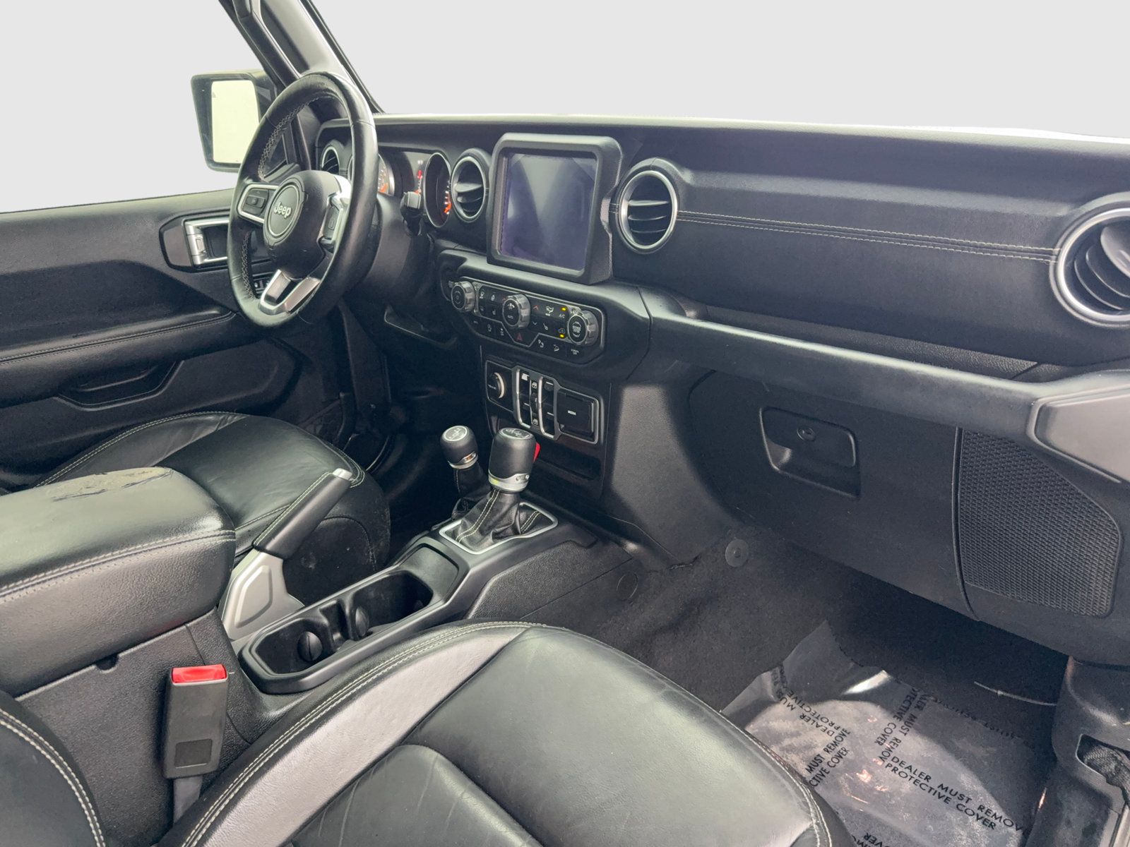 Used 2018 Jeep Wrangler Unlimited Sahara AWD/4WD image 38
