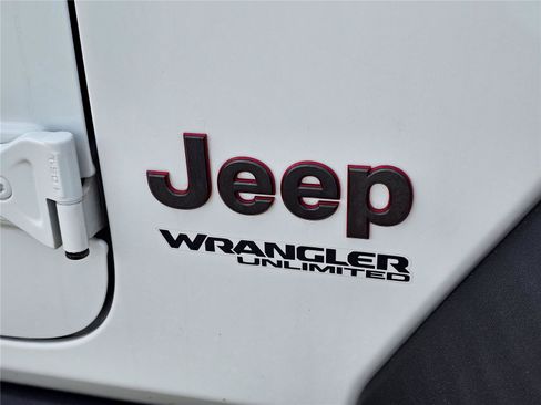 Used 2020 Jeep Wrangler Unlimited Rubicon AWD/4WD image 7