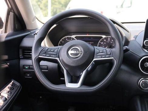 Certified 2024 Nissan Sentra SV FWD image 23