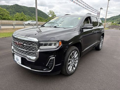 Used 2023 GMC Acadia Denali AWD/4WD image 9