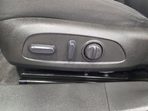 Used 2022 Chevrolet Malibu LT FWD image 15