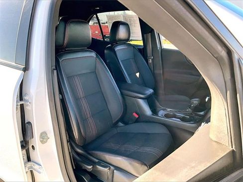 Used 2023 Chevrolet Equinox RS image 11