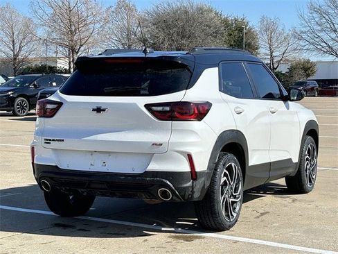 Used 2024 Chevrolet TrailBlazer RS w/ Convenience Package image 4