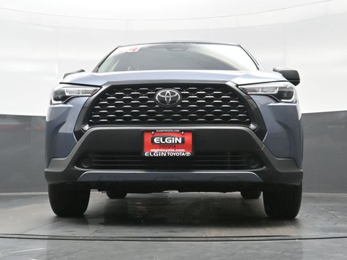 Used 2024 Toyota Corolla Cross L image 25
