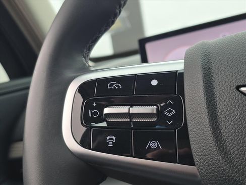 Used 2025 Genesis GV80 2.5T Prestige image 20