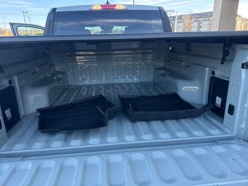 Used 2024 Ford Maverick XL image 17