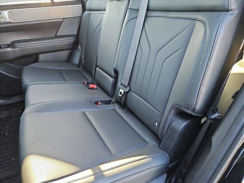 Used 2024 Hyundai Santa Fe SEL FWD image 13