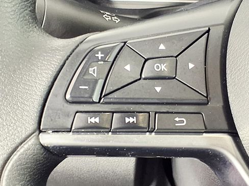 Used 2022 Nissan Leaf S Plus image 17