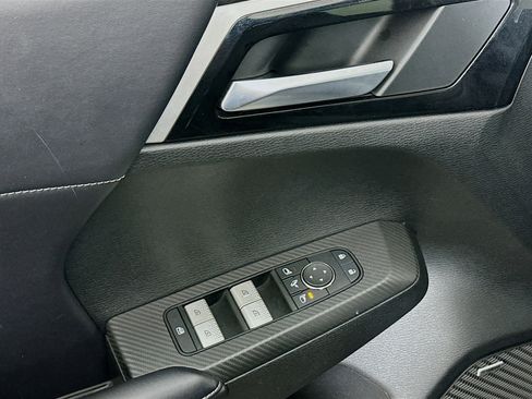 Used 2025 Mitsubishi Outlander SE AWD/4WD image 15