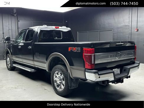 Used 2022 Ford F350 King Ranch w/ Chrome Package image 4