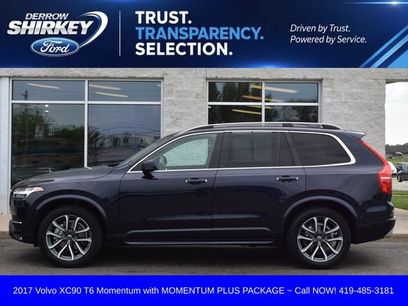 Used 2017 Volvo XC90 T6 Momentum w/ Convenience Package