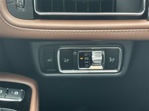 New 2026 Lincoln Aviator Reserve image 28