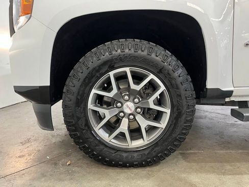 Used 2022 GMC Canyon AT4 AWD/4WD image 14