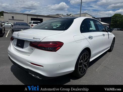 Used 2023 Mercedes-Benz E 350 4MATIC Sedan image 8
