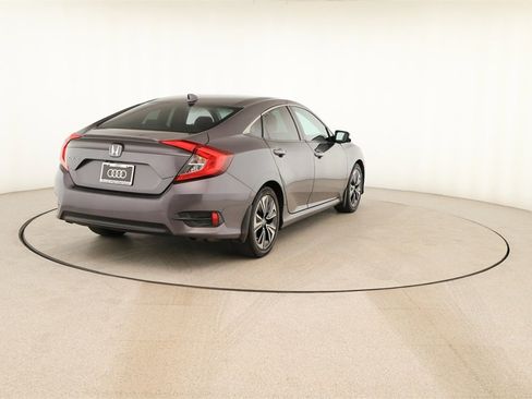 Used 2017 Honda Civic EX-L image 6
