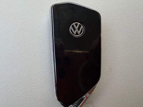 New 2026 Volkswagen Atlas SE FWD image 30