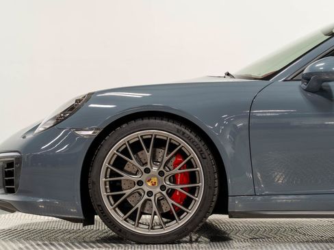 Used 2017 Porsche 911 Targa 4S AWD/4WD image 11