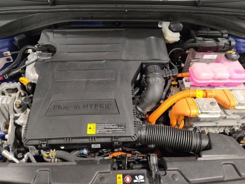 Used 2021 Hyundai Ioniq SE image 30