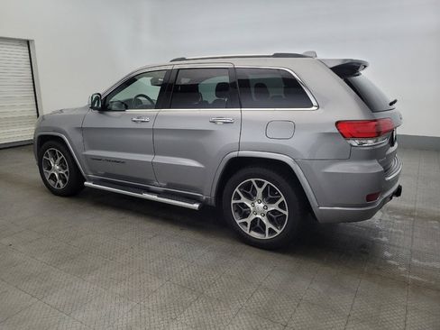 Used 2020 Jeep Grand Cherokee Overland image 3