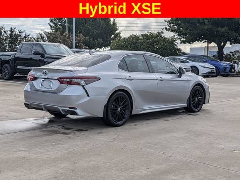 Used 2022 Toyota Camry XSE w/ Cold Weather Package FWD image 4