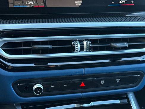 Used 2023 BMW M3 image 23